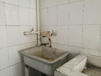 四号宿舍楼4530套间